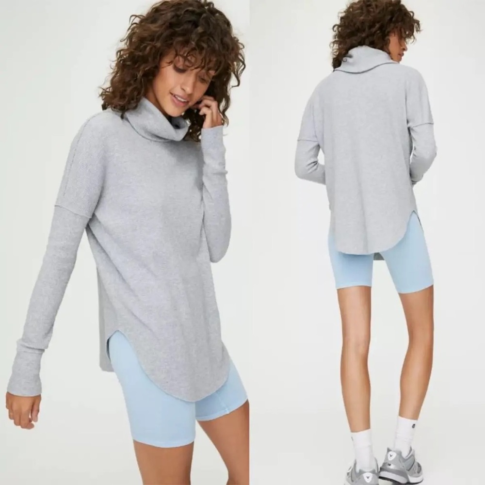 Aritzia TNA Thermal Cowlneck Long Sleeve Waffle Knit Grey Sweater Size XS